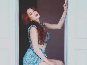 She's been living it up in Greece  (Source:c)