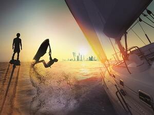 يتيح الحجز المسبق للتذاكر الفرصة أمام الزوار للفوز بجوائز قيّمة وخوض تجارب جديدة ترقى إلى مستوى تطلعات عشاق الرياضات البحرية والعائلات على السواء،