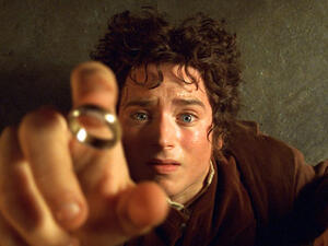 How does Frodo's quest compare to the Muslim world's fight against Daesh?  (Screenshot: Youtube)