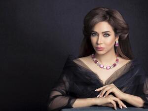 She video Snapchatted herself receiving the expensive jewels. (Facebook)