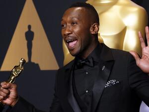 Maheshala Ali accepts his Oscar for Best Supporting Actor in Moonlight. (File photo)