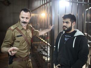 Majid directing Ali Suliman in his latest film Zinzana. (Hashmichousefilms.com)