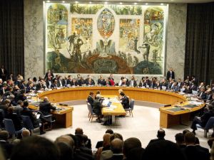 سفير روسيا ينسحب من اجتماع مجلس الأمن بعدما وصفته أمريكا بأنه "حيلة" روسية