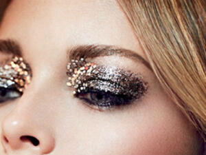 الألوان الجريئة هي موضة شتاء 2018