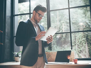 يجب مراعاة الالتزام والجدية عند القيام بالتعامل مع رجل الميزان
