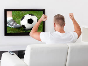 احرصي على احترام آراء بقية الأشخاص الذين لا تستهويهم لعبة كرة القدم