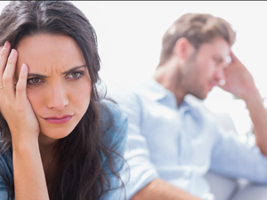 لا يمكن تحديد سبب كون الاكتئاب أكثر شيوعًا بين النساء