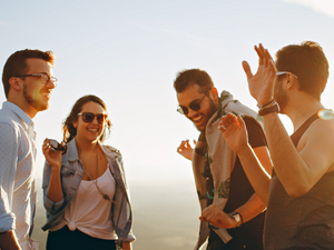 الدلو رجل محب جدًا للحرية ولا يتحمل القيود