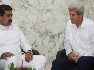 تم اللقاء وكان مقتضبا على هامش توقيع اتفاق تاريخي للسلام في كارتاهينا 