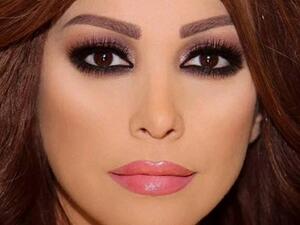 أمل حجازي ترتدي الحجاب و تعلن إعتزالها 