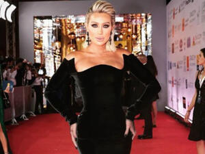 Maya said that she was offered many acting roles yet she is currently choosing the best one for her (Source: mayadiab - Instagram)