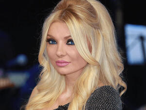 المثيرة للجدل ميريام كلينك