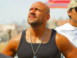 The first part of al-Kabeer Awi was displayed in August of 2010 (Source: mekkystyle - Instagram)