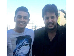Qasem Al Najar with Mohammed Assaf. (Alwatanvoice.com)