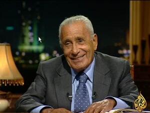 ثار التساؤل حول صحة ما تردد عن إهانة وجهها هيكل لرئيس الانقلاب عبدالفتاح السيسي - أرشيف