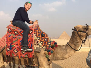 Bolton on a camel ride at Giza Plateau. (Ahram)