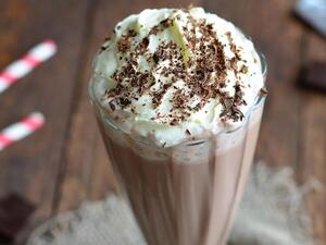 يقدّم عادةً على الفطور للتزويد بالطاقة في الصباح أو بين الوجبات