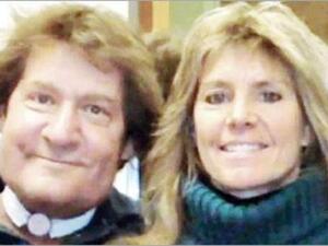 قبل ان يموت.. مع زوجته