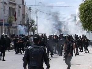 Wednesday's clashes between Tunisia's national guard and Islamist militants left nine dead (Courtesy of Euronews)