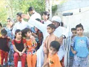 الامارتي مع ابنائه