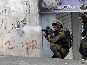 Israeli forces kill 1 Palestinian, injure 5 across Gaza Strip. [Getty Images]