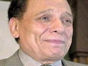 Adel Imam plays in "The Godfather", with the new up and coming starlet Dana Hamden.