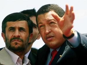 Iran's President Mahmoud Ahmadinejad (L) and Venezuela's President Hugo Chavez (R)