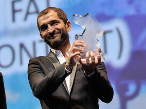 Amr Waked won Best Actor in the Muhr Arab Feature category for his performance in revolutionary film El-Sheta Illi Fat ('Winter of Discontent').