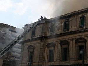 Civil Defense Forces in Cairo have put out a fire that began Thursday morning in a building of the South Cairo court. (Al Arabiya.net)