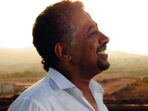 Singer Cheb Khaled has insulted the citizens of his Algerian hometown Wahran by accepting the Moroccan citizenship. (Image: Facebook)