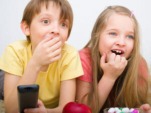 The report notes that children of single-parent families are in the worst situation.