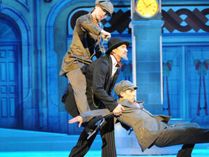 Talented artists bring the classic story to life on ice. (Image courtesy of abudhabievents.ae)