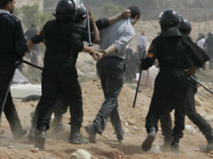 Violent clases in Cairo and the Suez region have claimed dozens of lives since January 25.