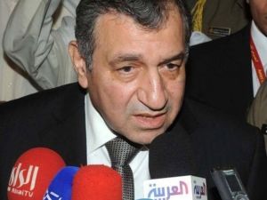 شرف يقدم تشكيلة حكومته