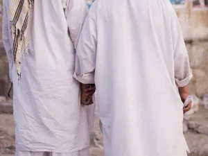 ناشط سعودي يتحدث عن الاف المعتقلين 