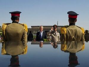 U.S. Secretary of Defense Chuck Hagel stands with an Egyptian army official earlier this year. (AFP/File)