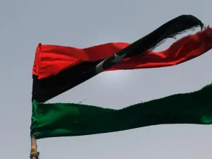 ليبيا تطالب دولا عربية بتسليم "أزلام القذافي"