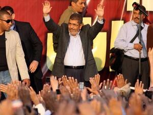 Morsi rallies his supporters