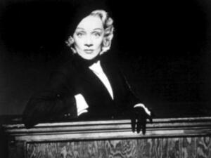 Female lawyers will soon be allowed to fight their cases in Saudi courts