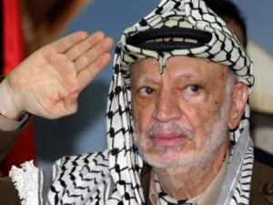 الزعيم الفلسطيني ياسر عرفات 