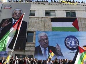 عباس يعود الى رام الله ويحظى باستقبال الابطال 