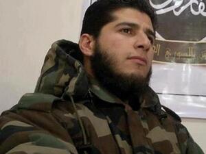 عبدالرزاق طلاس ابن عم مناف واحد اعمدة الجيش الحر 