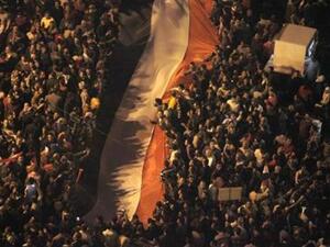 متظاهرون في ميدان التحرير بوسط القاهرة
