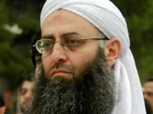 رجل الدين السني المتشدد احمد الاسير