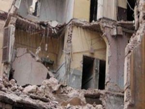 ارتفاع حصيلة ضحايا انهيار بناية في الاسكندرية الى 19 قتيلا
