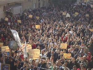 محتجون في حي بابا عمرو بحمص 