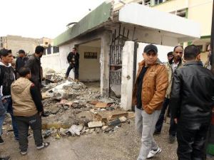 موقع تفجير في بنغازي في 6 كانون الثاني/يناير 2014