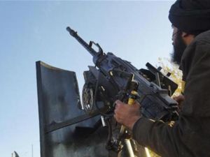 احد مقاتلي الجيش السوري الحر في حلب
