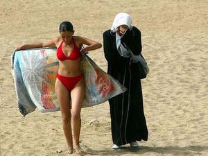 Gender segregation and religious conservatism are proving all the rage in Turkey's tourism sector, as Turks opt for 'halal hotels' (Photo courtesy of http://forums.vr-zone.com/)