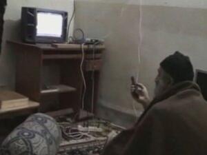 جانب من شريط الفيديو الذي بثته واشنطن لزعيم القاعدة بن لادن 